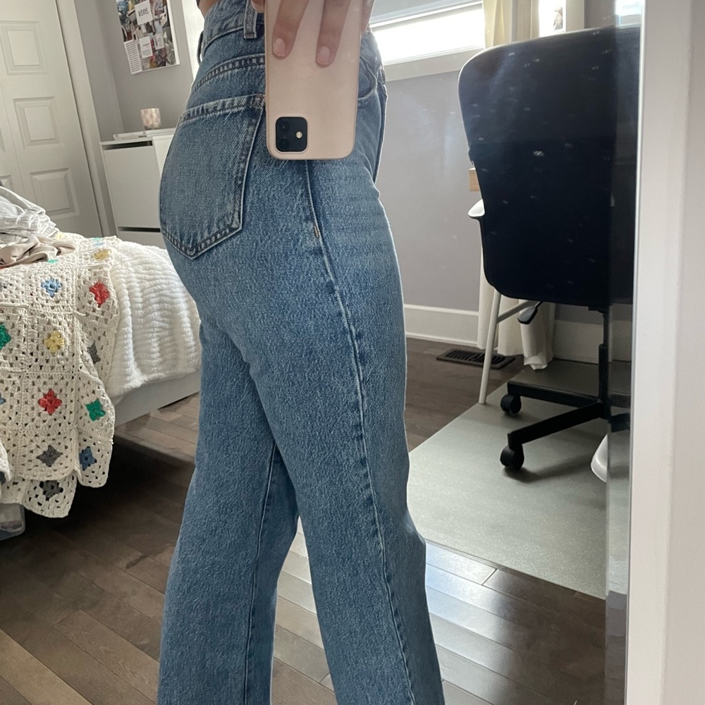 GARAGE  STRAIGHT LEG JEANS